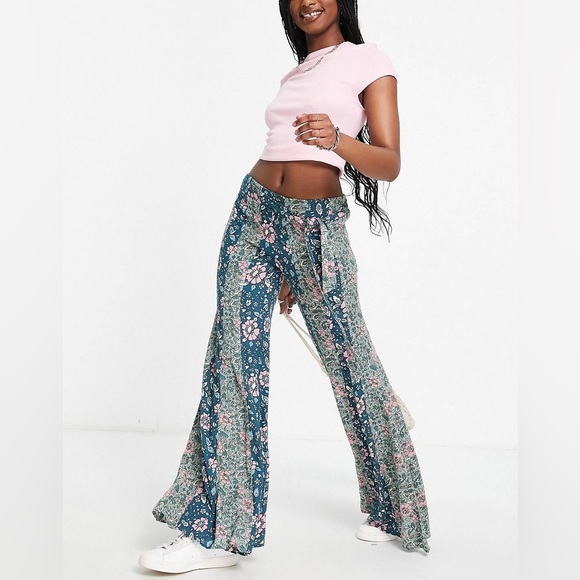 NWT Free People Bali Sultry Boho Flare Pants - Size XS - Picture 4 of 17